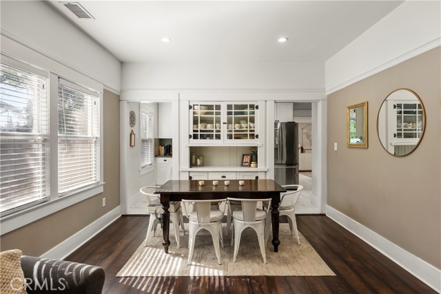 Detail Gallery Image 6 of 42 For 236 W 1st St, San Dimas,  CA 91773 - 3 Beds | 2 Baths