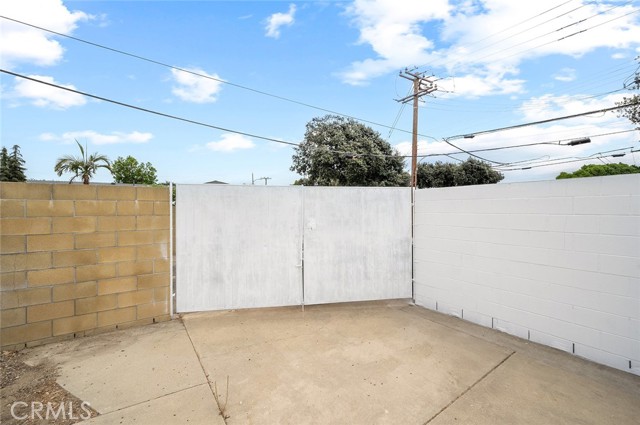 1302 N San Antonio Avenue, Upland CA: https://media.crmls.org/medias/a7f91e59-4083-4a7c-9b39-e6e226a9285b.jpg