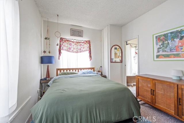 1143 Walnut Street, San Luis Obispo CA: https://media.crmls.org/medias/a7f9af7f-5ddc-439e-8201-b4266853e33e.jpg
