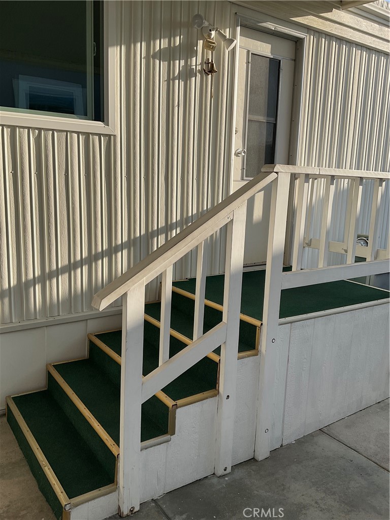 MLS #OC24241983 img 1