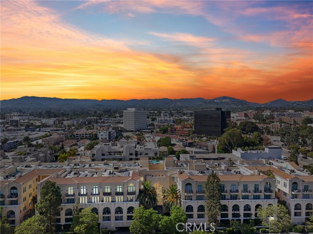 Detail Gallery Image 62 of 64 For 11500 San Vicente Bld #214,  Los Angeles,  CA 90049 - 2 Beds | 3 Baths