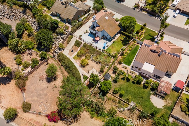 2151 Lyon Avenue, Riverside CA: https://media.crmls.org/medias/a7fcd9fb-2af9-4ae6-99a3-1121003ff8b8.jpg