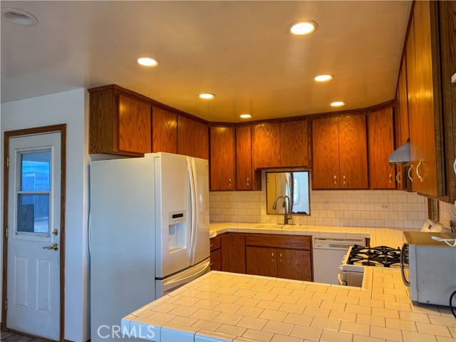 Detail Gallery Image 6 of 34 For 44665 95th, Lancaster,  CA 93535 - 3 Beds | 1 Baths