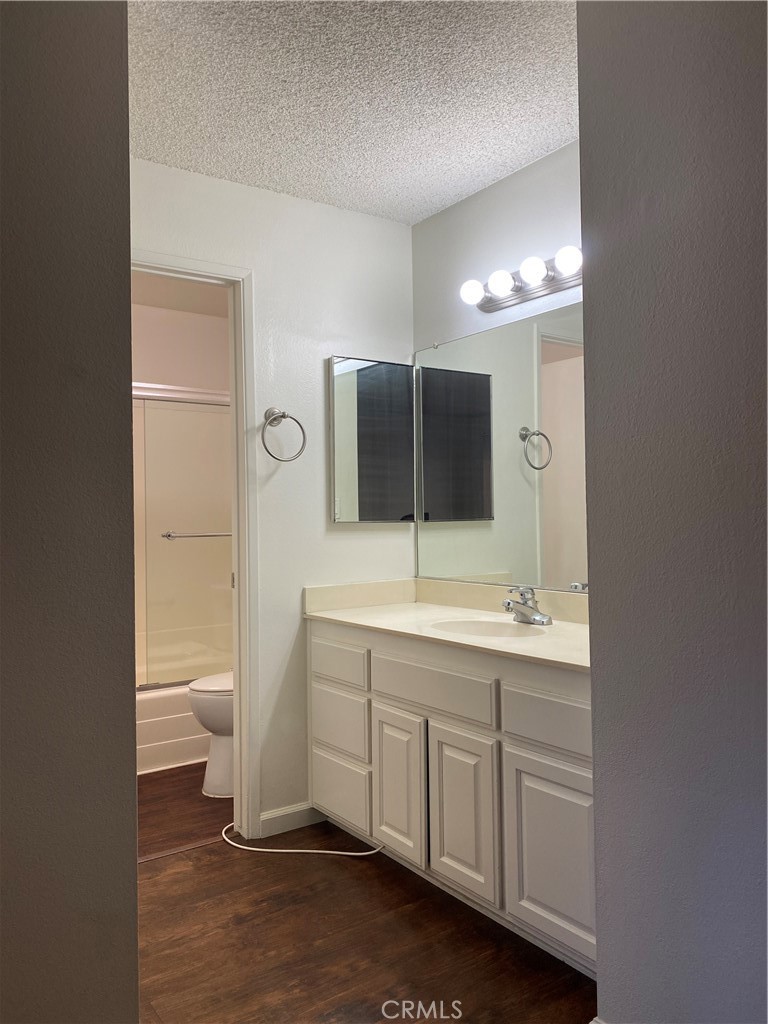 MLS #OC25180948 image #11