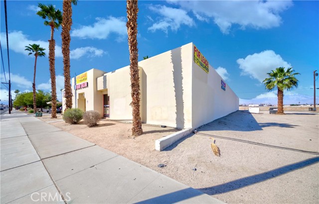 44349 Jackson Street, Indio, California 92201, ,Commercial Sale,For Sale,44349 Jackson Street,CRPW22113836