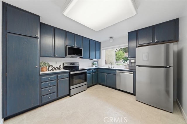 Detail Gallery Image 10 of 40 For 16257 Sierra Ridge, Hacienda Heights,  CA 91745 - 2 Beds | 2 Baths