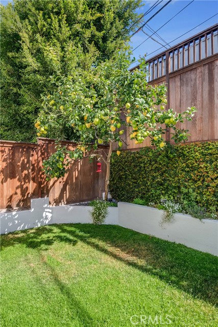 1720 Oak Avenue, Manhattan Beach, California 90266, 4 Bedrooms Bedrooms, ,4 BathroomsBathrooms,Residential,Sold,Oak,SB22020693