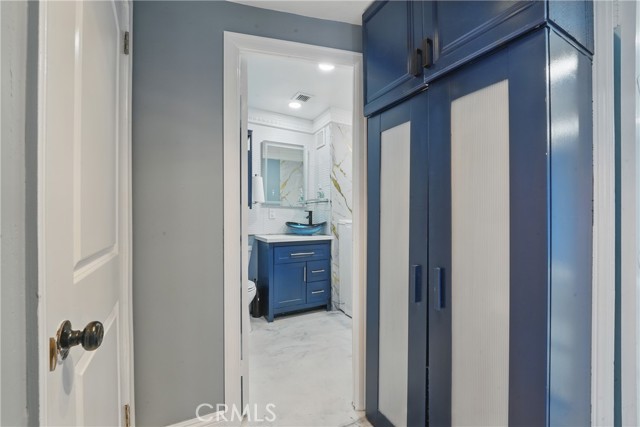 Detail Gallery Image 19 of 36 For 100 Atlantic Ave #1012,  Long Beach,  CA 90802 - 2 Beds | 1 Baths