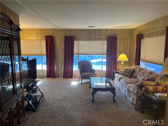 27601 sun city Boulevard, Menifee CA: https://media.crmls.org/medias/a8021f3d-efb2-4e78-97fb-41446ed31205.jpg