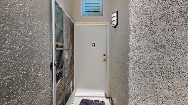 Detail Gallery Image 3 of 38 For 24420 Flaxwood Ln #204,  Newhall,  CA 91321 - 2 Beds | 2 Baths
