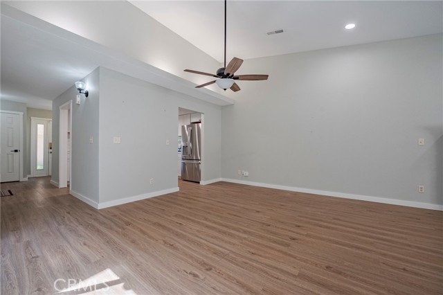 1305 Paseo Redondo Drive, Merced CA: https://media.crmls.org/medias/a802a448-6f78-4227-9179-da9b7df5ab43.jpg