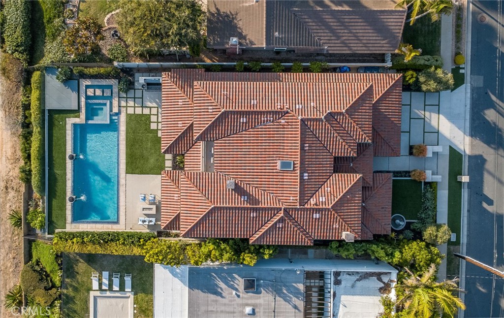 https://media.crmls.org/medias/a8032529-da3b-4616-be5c-8a3696a34ff0.jpg?preset=X-Large