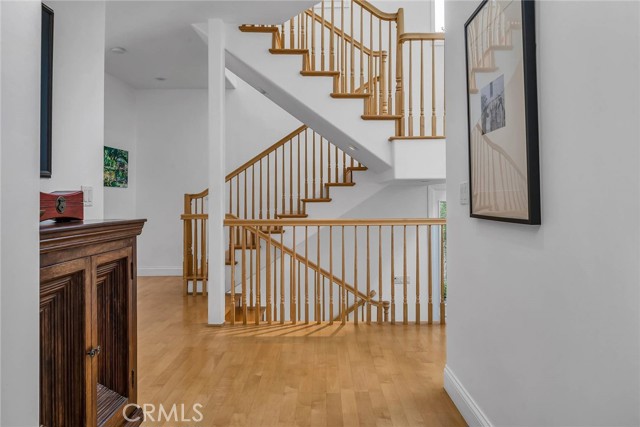 705 Juanita Avenue, Redondo Beach, California 90277, 5 Bedrooms Bedrooms, ,2 BathroomsBathrooms,Residential,Sold,Juanita,SB22157275