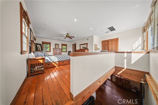 Detail Gallery Image 23 of 35 For 4049 E 15th, Long Beach,  CA 90804 - 3 Beds | 2 Baths