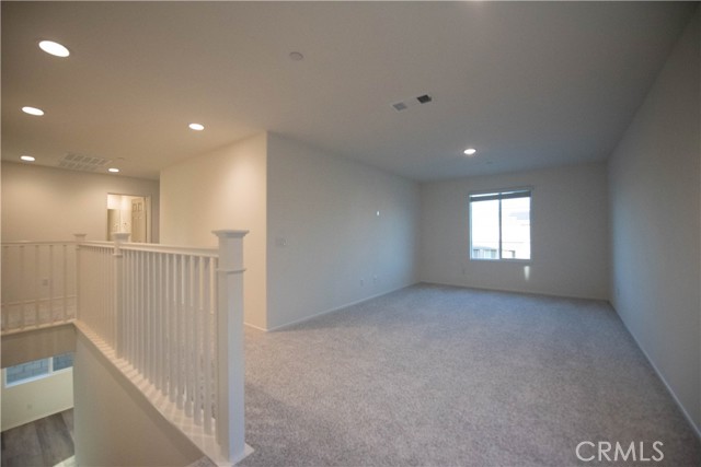 Detail Gallery Image 9 of 19 For 12614 Edina Ct, Victorville,  CA 92392 - 5 Beds | 2/1 Baths