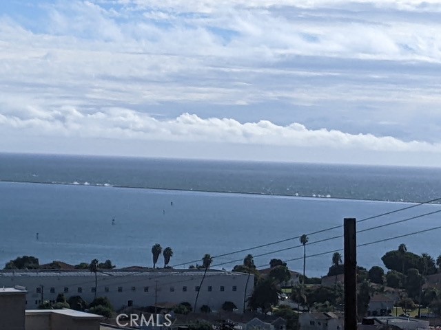 https://media.crmls.org/medias/a806a24f-0847-403c-ae6e-eca0fe1d68b6.jpg?preset=X-Large