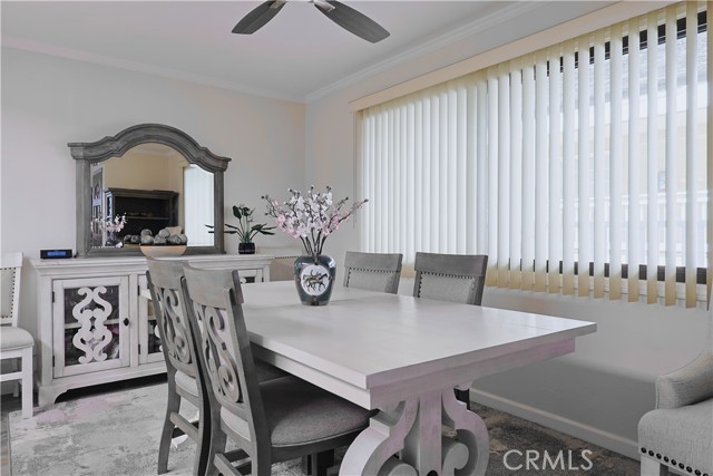 Detail Gallery Image 3 of 17 For 212 E Imperial Ave a,  El Segundo,  CA 90245 - 3 Beds | 2 Baths