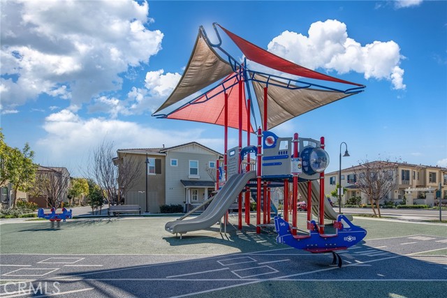 16022 Voyager Avenue, Chino CA: https://media.crmls.org/medias/a80712d8-d9b9-411b-8c06-1e3218b7cc90.jpg