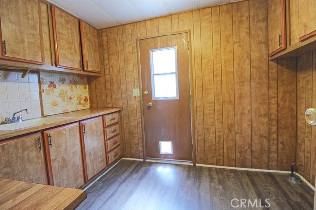 Image 16 of 17 For 3800 Wilson Street 68