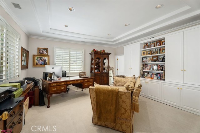 49 Cambria Drive, Corona del Mar CA: https://media.crmls.org/medias/a8081bad-76d1-4314-b83c-9786b33f33dd.jpg