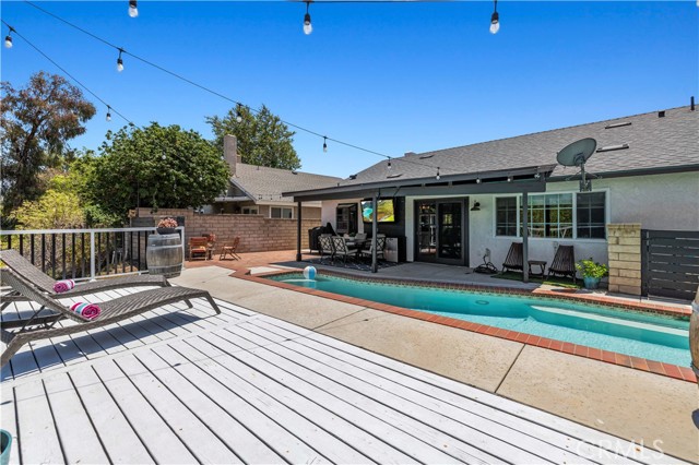 Image 28 of 33 For 22929 Beech Creek Circle