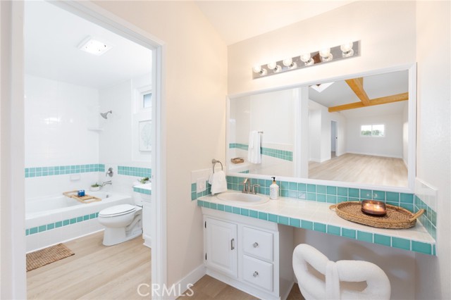 24595 Alcoba Drive, Mission Viejo CA: https://media.crmls.org/medias/a8089018-75ad-4a32-aa85-a617d7d52191.jpg