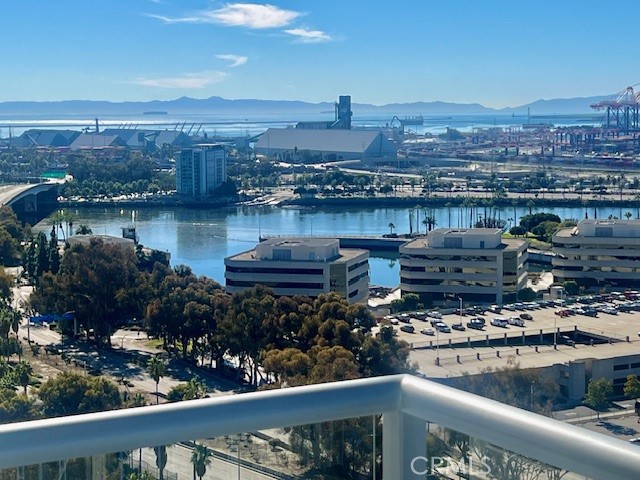 400 W Ocean Boulevard #2004