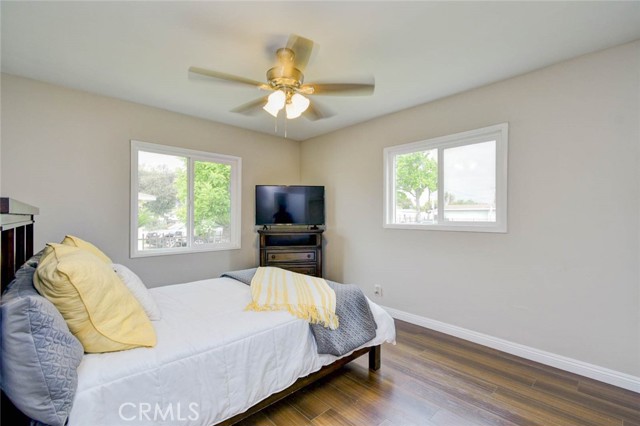 538 S Raitt Street, Santa Ana CA: https://media.crmls.org/medias/a808fb72-3184-40d2-938f-dedd3f9d320f.jpg