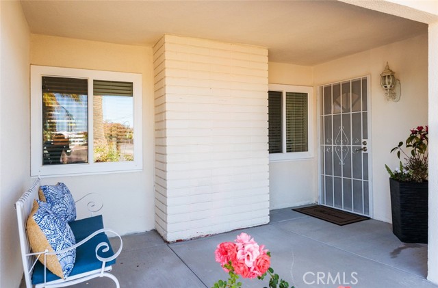 Detail Gallery Image 2 of 18 For 7901 Rhine Dr, Huntington Beach,  CA 92647 - 4 Beds | 2 Baths