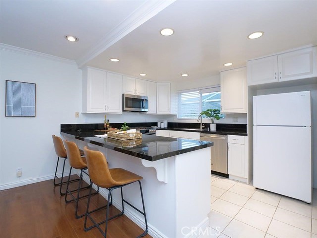 Open kitchen