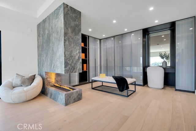 Detail Gallery Image 30 of 40 For 4015 Clarinda Dr, Tarzana,  CA 91356 - 5 Beds | 4 Baths