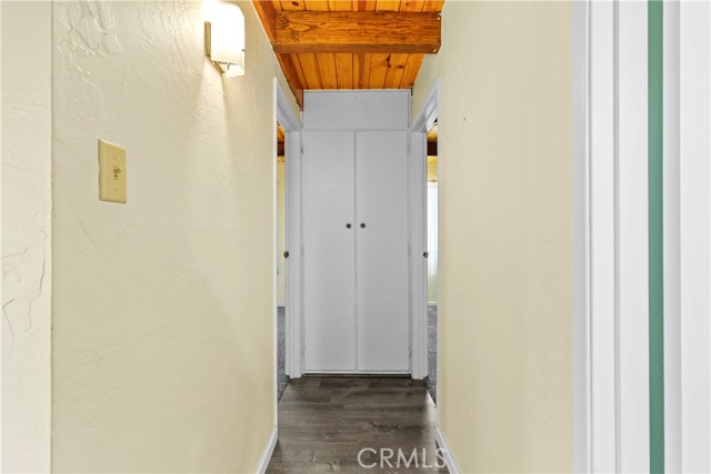 Detail Gallery Image 26 of 41 For 27900 Bear Valley Rd, Tehachapi,  CA 93561 - 3 Beds | 2/1 Baths