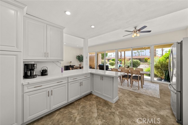 Detail Gallery Image 16 of 62 For 76915 Roadrunner Dr, Indian Wells,  CA 92210 - 3 Beds | 3 Baths