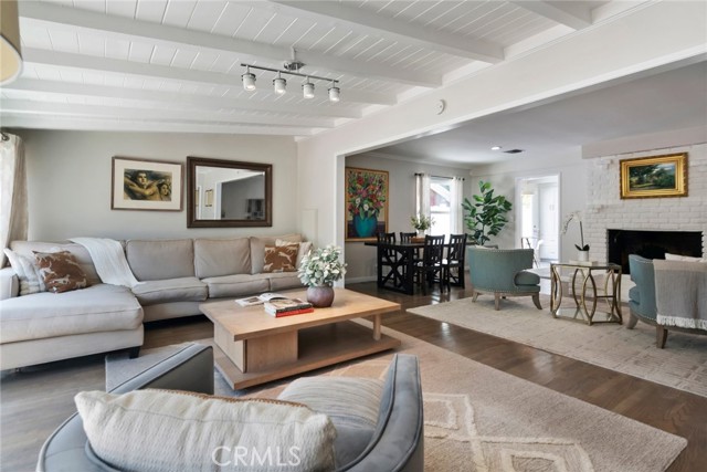 3 Bed Home for Sale in Sherman Oaks, California
