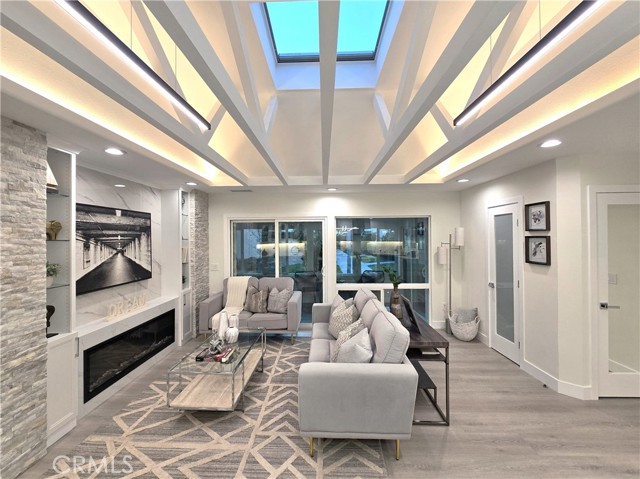 Front Image Thumbnail for CRPW26030447