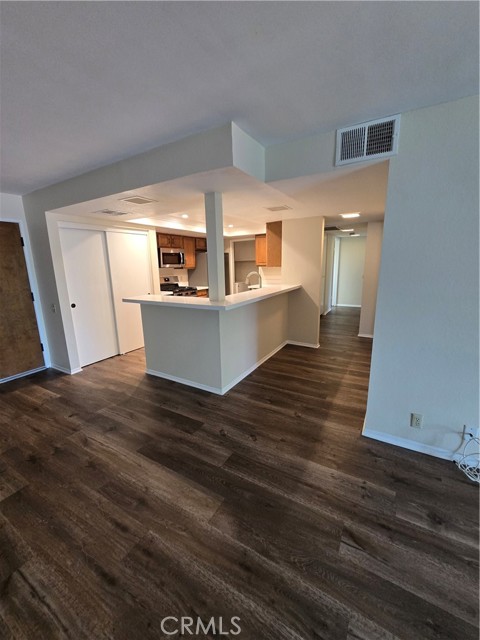 254 E Fern Avenue, Redlands CA: https://media.crmls.org/medias/a80d1773-ba9c-43c0-ad03-def80b33d950.jpg