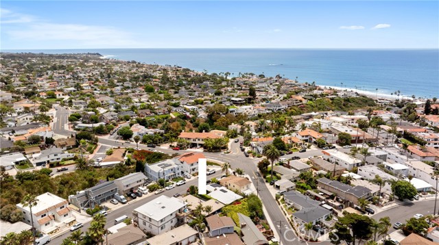 256 Avenida Madrid, San Clemente CA: https://media.crmls.org/medias/a80e3c00-5cd7-4af7-adff-67df57824644.jpg