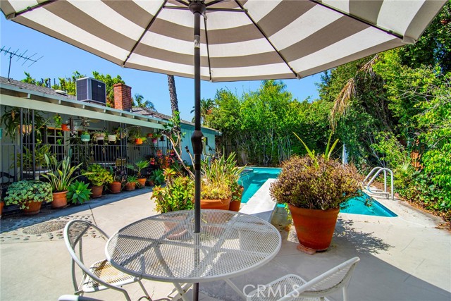 Detail Gallery Image 28 of 32 For 13943 Margate St, Sherman Oaks,  CA 91401 - 4 Beds | 3 Baths