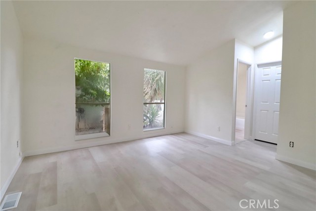 Detail Gallery Image 11 of 18 For 250 N Linden Ave #9,  Rialto,  CA 92376 - 2 Beds | 2 Baths