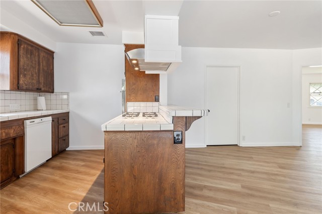 Detail Gallery Image 13 of 35 For 326 Meadow Ln, Monrovia,  CA 91016 - 3 Beds | 2 Baths