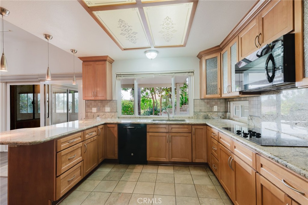 1901 Laurel - photo 18