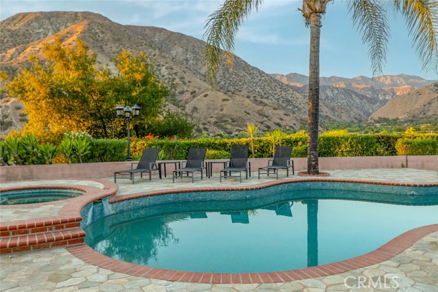 11417 Mount Gleason Avenue, Tujunga CA: https://media.crmls.org/medias/a80fd079-1c9f-4922-8f13-0d7a5f023bef.jpg