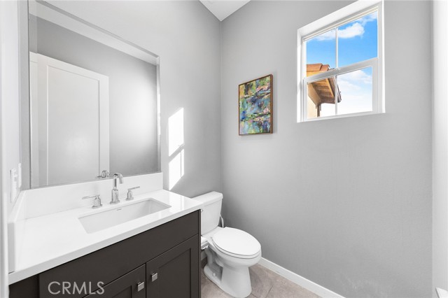 Detail Gallery Image 43 of 70 For 115 Frame, Irvine,  CA 92618 - 3 Beds | 2/1 Baths