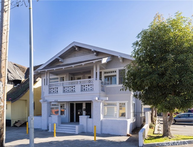 458 W Vernon Avenue, Los Angeles CA: https://media.crmls.org/medias/a810eff5-c5e8-4356-90ab-2ce259b9e6a2.jpg