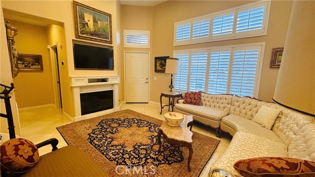 Detail Gallery Image 1 of 1 For 1405 Reggio Aisle, Irvine,  CA 92606 - 3 Beds | 2/1 Baths