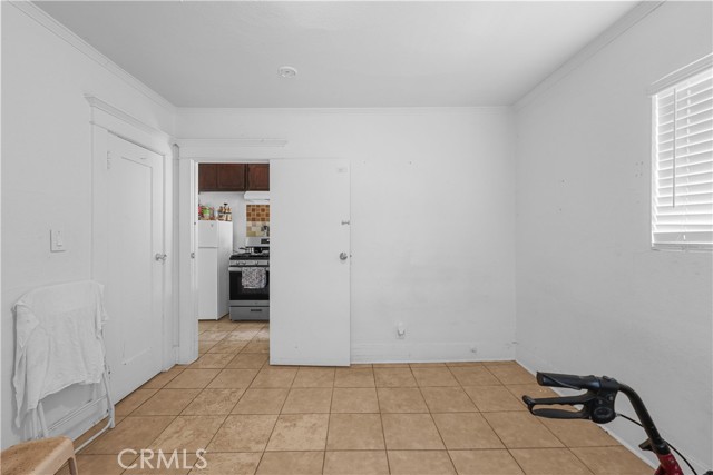 1220 W 92nd Street, Los Angeles CA: https://media.crmls.org/medias/a8144e22-3175-4b20-818e-f427de096ff1.jpg