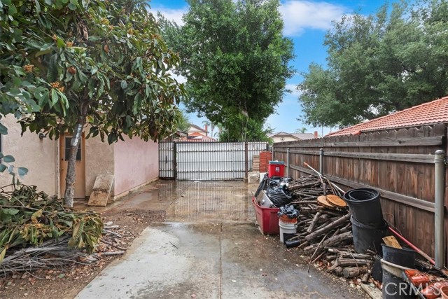 Detail Gallery Image 29 of 31 For 156 S Loretta, Rialto,  CA 92376 - 4 Beds | 2 Baths