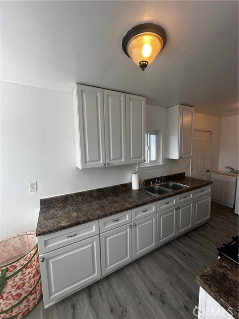 Detail Gallery Image 3 of 20 For 1047 E Spicer, Carson,  CA 90745 - 3 Beds | 1 Baths