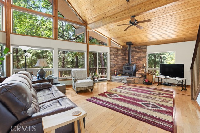 Detail Gallery Image 5 of 44 For 5009 Big Bend Rd, Oroville,  CA 95965 - 3 Beds | 2 Baths