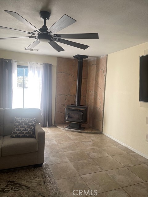 Detail Gallery Image 13 of 14 For 51973 Ida, Cabazon,  CA 92230 - 3 Beds | 2 Baths